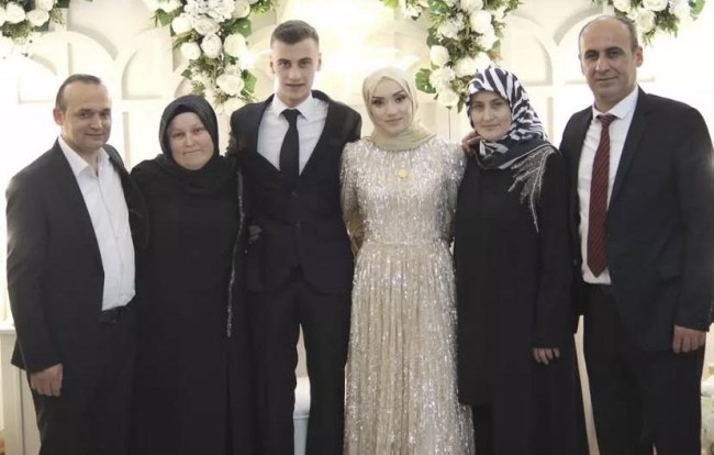 Görkemli törenle dünyaevine girecekler