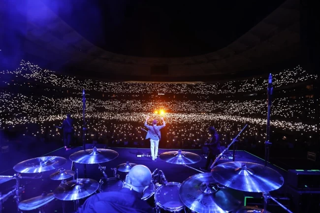 Mor ve Ötesi'nden İzmir'de dev konser... Dünya çapında bir stadyum konseri