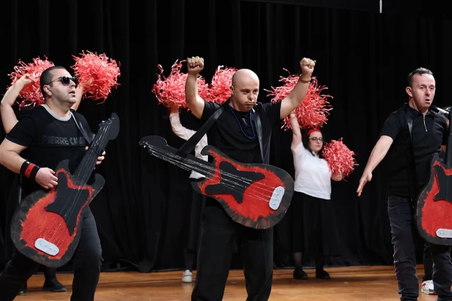 Sakarya'da Başkan Alemdar 'engelsiz' yüreklerle buluştu