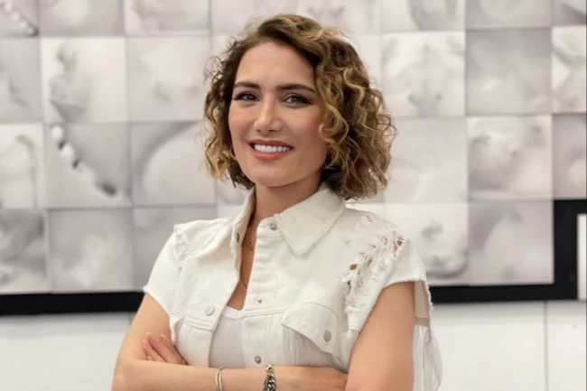 Sema Özevin: Sanatın yeni dilini teknolojiyle kodluyorum
