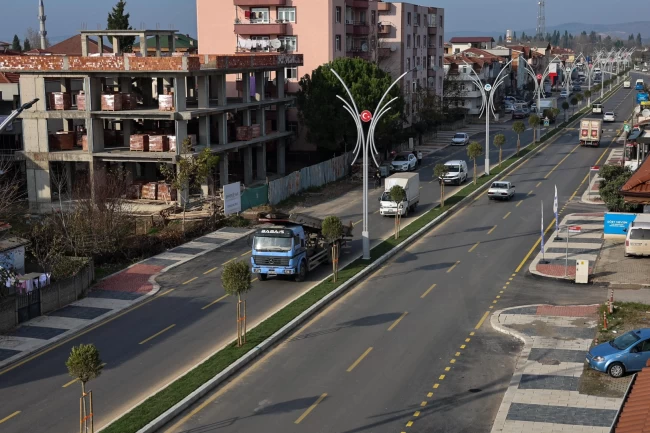 Sakarya Büyükşehir'den şehrin dört bir yanına ‘yeşil' dokunuş!