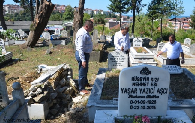 MEZARLIKLAR BAYRAMA HAZIRLANIYOR