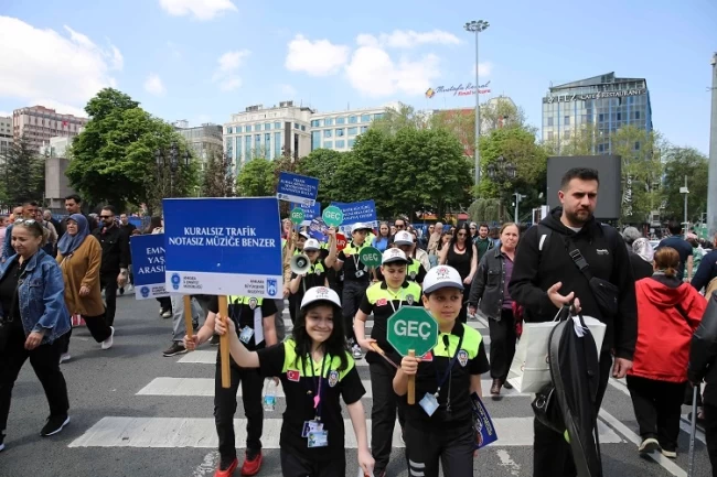 Başkentli minik polisler denetime çıktı
