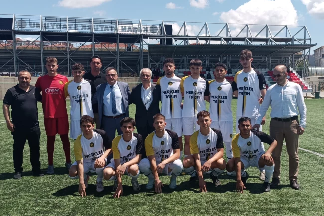 Edirne Keşan'da dostluk maçı oynandı