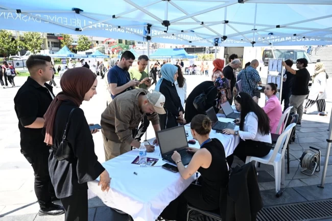 İstanbul'da Kariyer Fuarı'nın yeni durağı Gaziosmanpaşa