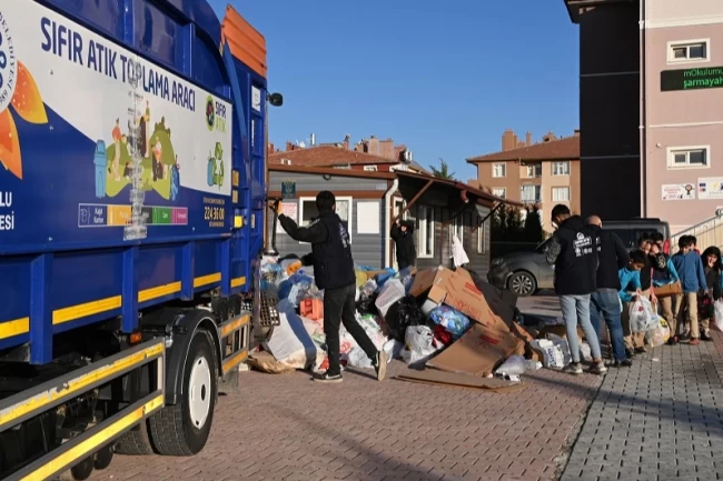 Konya Selçuklu'da okullar sıfır atık için yarıştı... 222 bin kilo atık toplandı