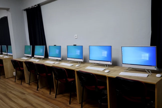 Sakarya Büyükşehir'den gençlerin geleceğine yatırım