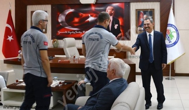 BELEDİYEDE, BAYRAMLAŞMA.. Uysal; “ereğli’yi çok daha güzel günler bekliyor”