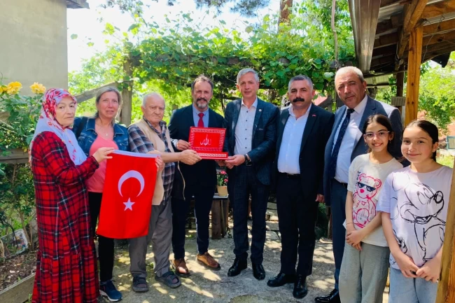 Kocaeli İzmit'te Kıbrıs Gazileri'ne vefa ziyareti