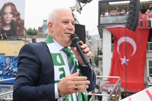 Başkan Bozbey'den CHP'nin Bursa mitinginde adalet ve demokrasi çağrısı