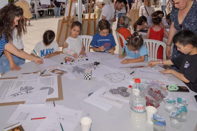 İzmir'de matematiğe dokunuş!