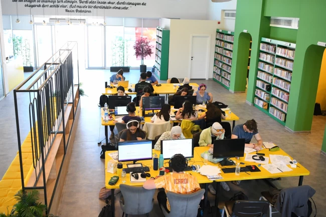 Çayırova'da kütüphaneler sınava kadar hizmet verecek