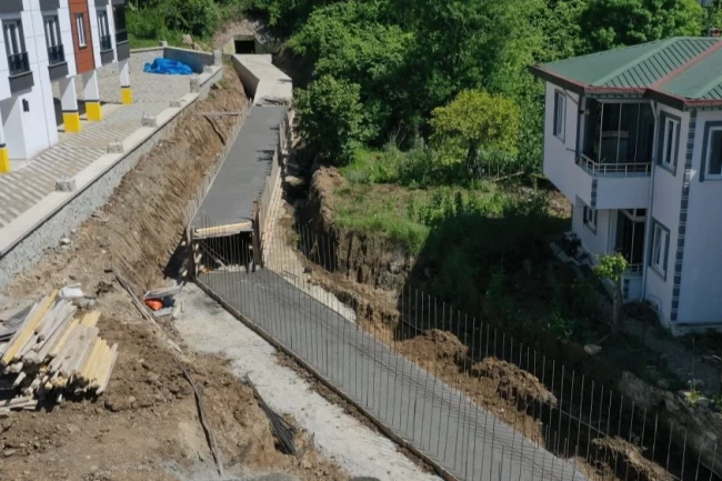 Ordu Altınordu'da alt yapı çalışmaları sürüyor