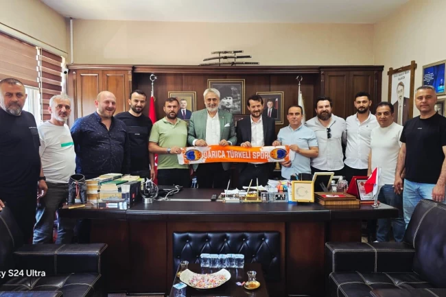 Darıca Türkelispor'dan Aydın'a tebrik ziyareti
