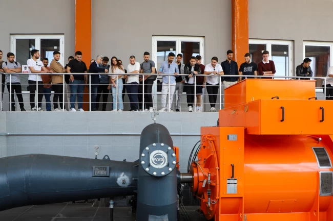 Mühendis adayları enerji üreten sistemleri SASKİ tesislerinde inceledi