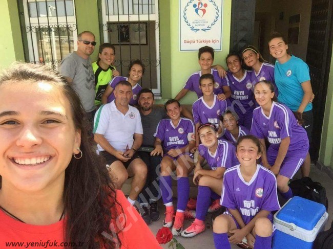 ALKIŞLAR KIZLARIMIZA, BİR KEZ DAHA ÇEYREK FİNAL..