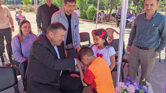 Devrek’te Bayram Sevinci: 360 Çocuğa Bayram Hediyesi