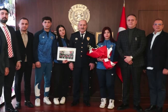 Bursa Emniyet Spor Kulübü sezonu başarıyla kapattı