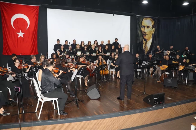 Maarif Orkestrası Konseri büyüledi