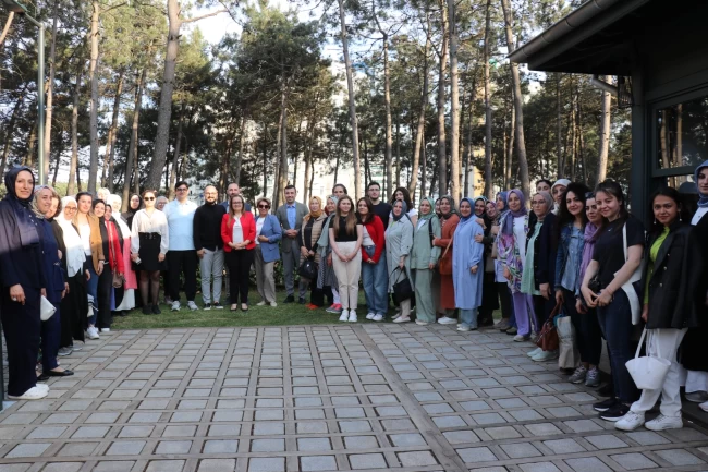 Üsküdar Üniversitesi, "Bilim Kafe Buluşmaları" ile bilimi halkla buluşturdu