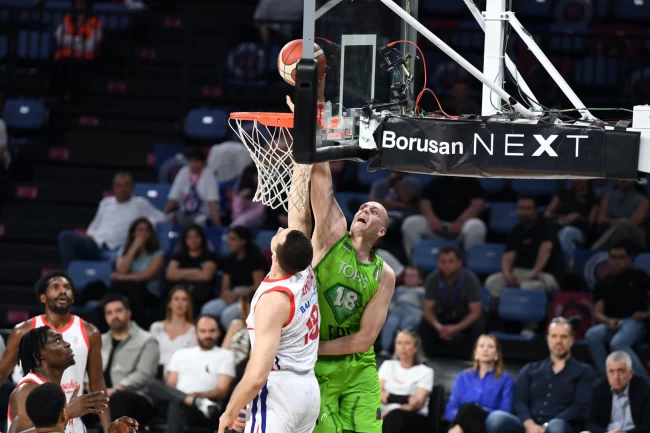 TOFAŞ potada seriyi eşitledi... Son maç 2 Haziran'da Bursa'da