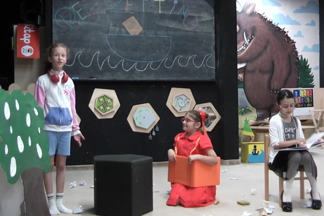 BKM Kitap'ta minik sanatçılar 'Pezzettino'yu sahneledi