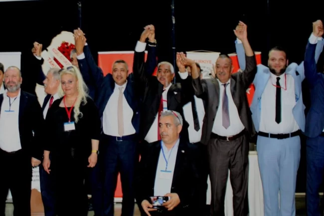 Türkiye Tüm Roman Dernekleri Konfederasyonu'nda yönetim değişti!