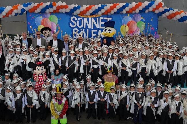 Kocaeli Gebze Belediyesi'nden geleneksel sünnet şöleni