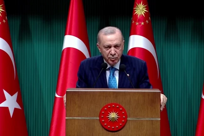 Cumhurbaşkanı Erdoğan: En büyük arzum, Putin ve Zelenskiy'i ve hatta Trump'ı buluşturmak