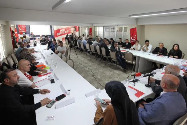 İzmir'de Saadet Partisi'nden "Uyuşturucuyla Mücadele" Çalıştayı