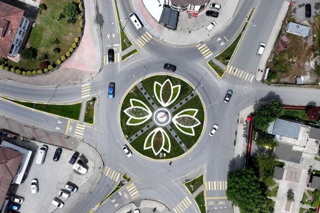 Sakarya Köprübaşı Kavşağı'na estetik yüz