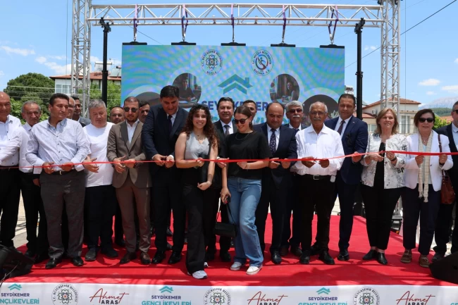 Muğla'da Seydikemer Gençlik Evleri kapılarını gençlere açtı