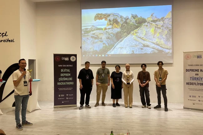BTÜ'de Dijital Deprem Çözümleri Hackathonu gerçekleştirildi