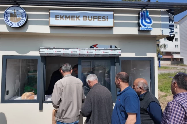 Sivas'ta Özbelsan ekmeklerine yoğun ilgi