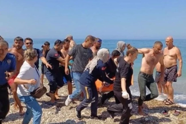 Düzce'de Çuhallı Plajı'nda boğulma tehlikesi!