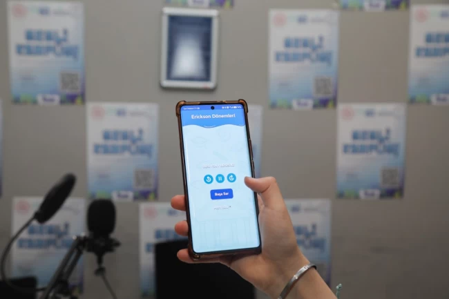 BTÜ'den Türkiye'de ilk... Görme engellilere 'sesli kampüs'