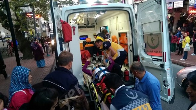 YOLUN KARŞISINA GEÇMEK İSTEYEN ÖĞRENCİ KAZA GEÇİRDİ