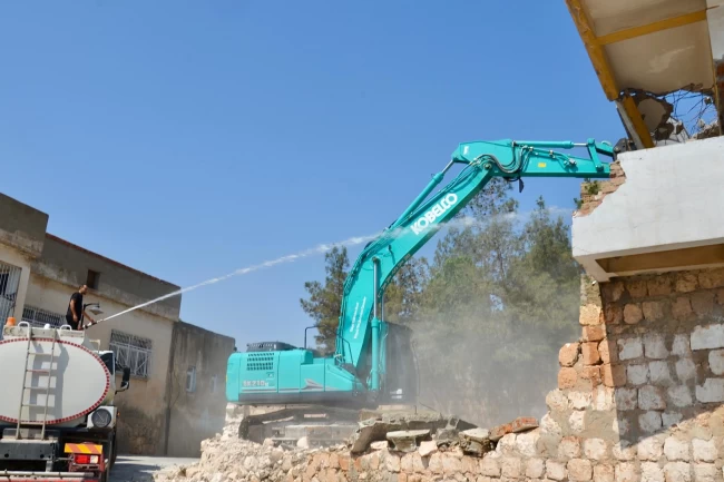 Mardin Midyat'ta kaçak yapılara geçit yok!