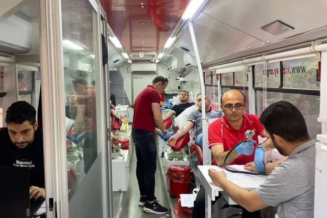 Çilek'ten kan bağışıyla toplumsal dayanışmaya destek