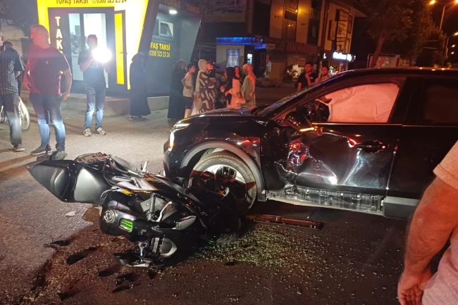 Düzce'de otomobil ile motosiklet çarpıştı: 1 yaralı