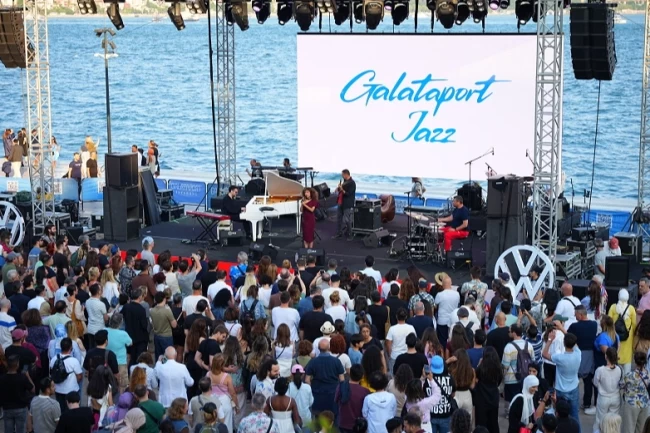 Cazın yıldızları Boğaz'da parladı