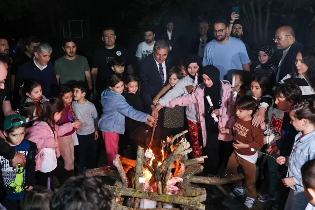 Kamp ateşini Başkan Yusuf Alemdar yaktı