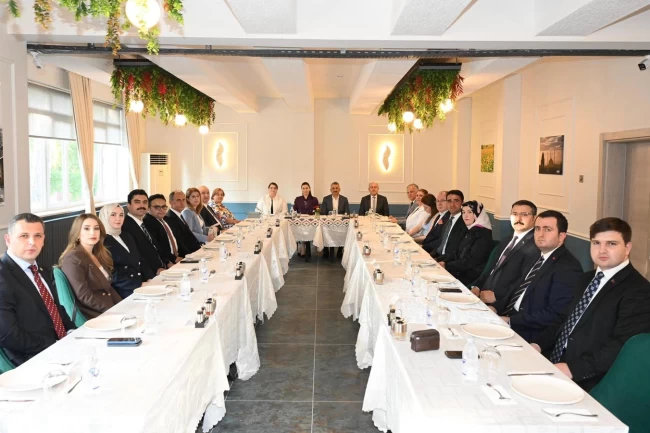 Edirne Valisi'nden tayini çıkan Kaymakamlara veda