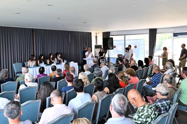 Muratpaşa'da şair buluşmaları: Sanatta direnç ve estetik