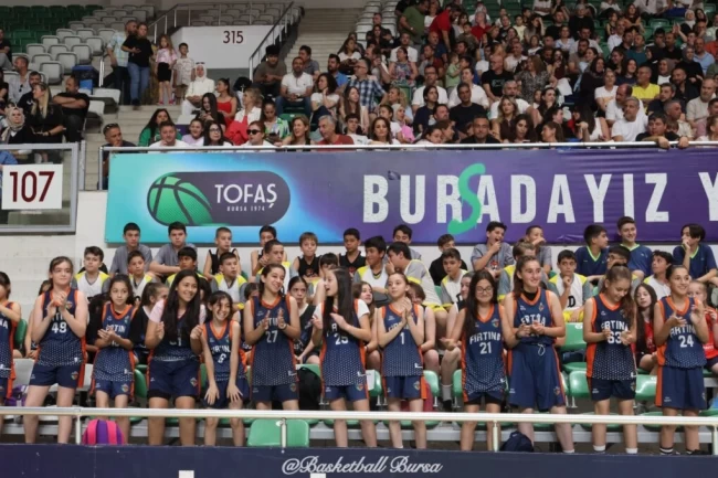 Basketbolda sezon finali Bursa'da yapıldı