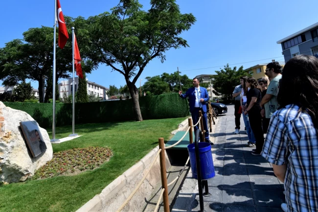 Ömer Eşki öğrencilere Kıbrıs'ı anlattı