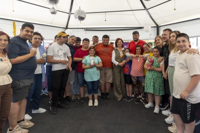 Mersin'de Engelsiz Yaşam Parkı'nda anlamlı buluşma