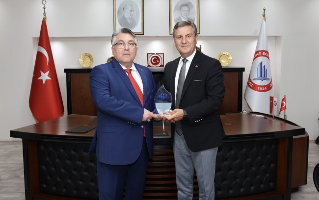 Rektör Özölçer, Harita Genel Müdürü Dr. Tümgeneral Osman Alp’i Makamında Ağırladı