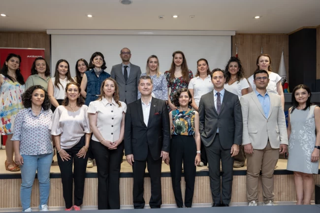 Akbank'ın 'Girişimci Kadın Programı' Bursa'da başladı