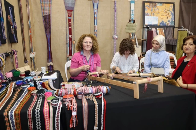 Kocaeli'de usta eller MARİFEST'e renk kattı